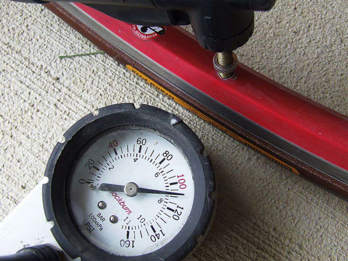 LA PRESIÓN CORRECTA EN LAS CUBIERTAS DE #MOUNTAINBIKE﻿