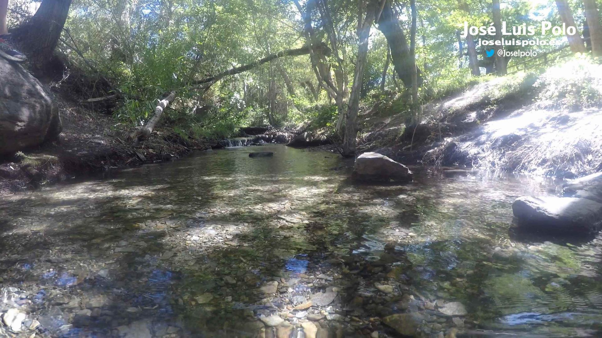 Río Benéjar un minuto de relajación.